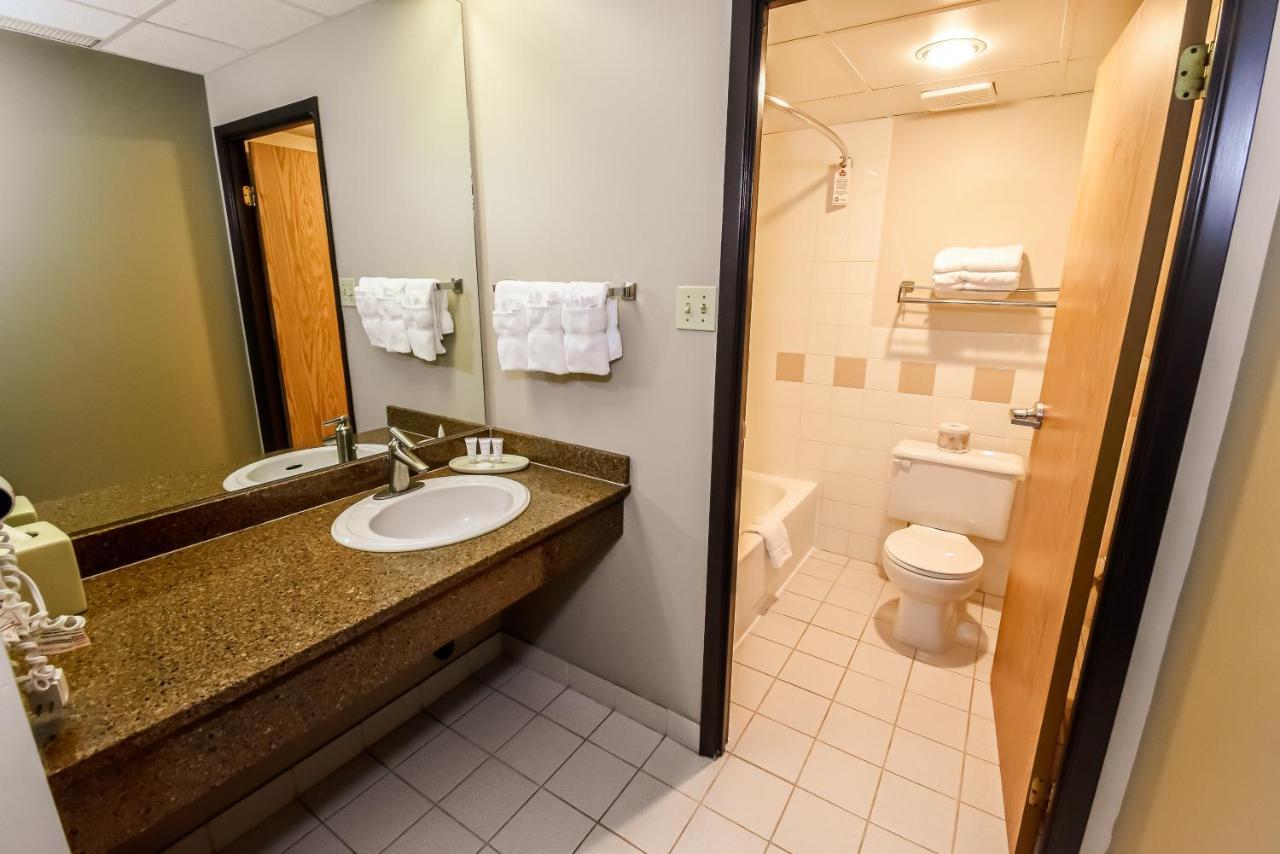 Hotel Canad Destination Centre Garry 3*