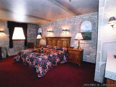 Hotel Canad Destination Centre Garry Winnipeg