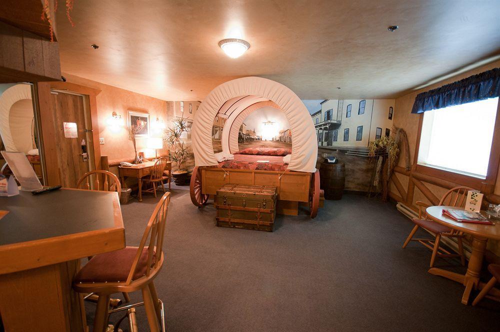 Canad Destination Centre Garry Winnipeg